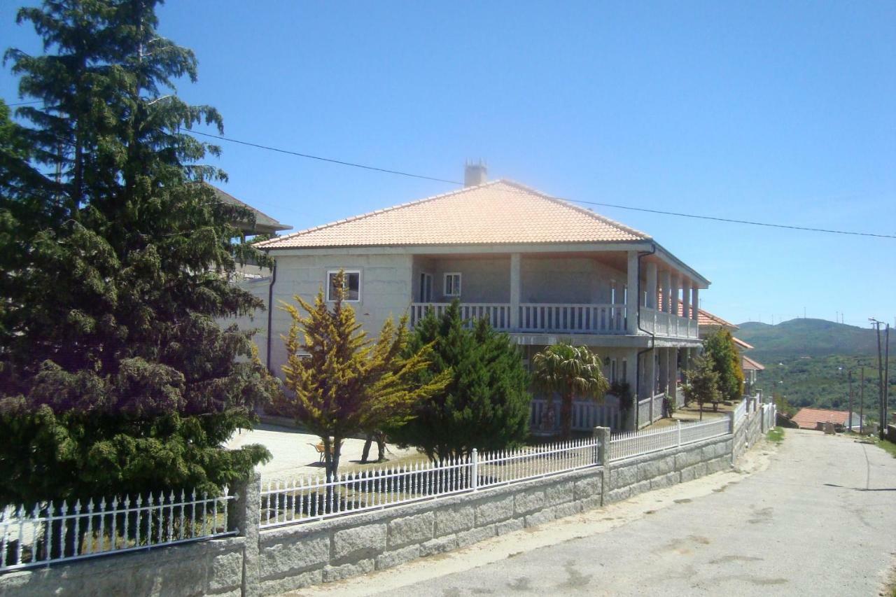 Villa Casa Do Nascente Paredes do Rio Esterno foto