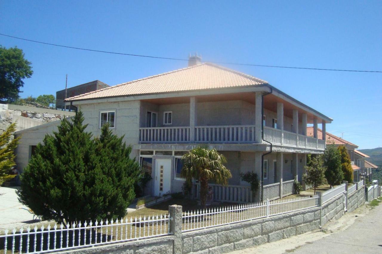 Villa Casa Do Nascente Paredes do Rio Esterno foto